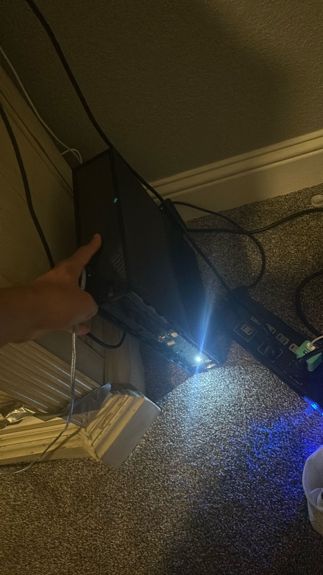 Xbox 1 With Cords And Stuff