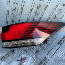 2024 Lexus Is350 Taillight Used Oem R