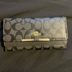Big Coach Wallet 