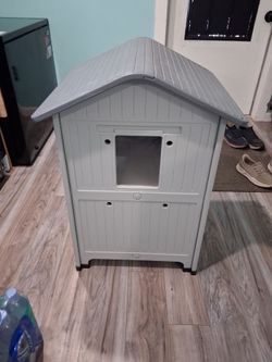 Large Plastic Outdoor Pet House