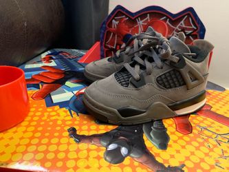 Jordan 4s Toddlers size 9c