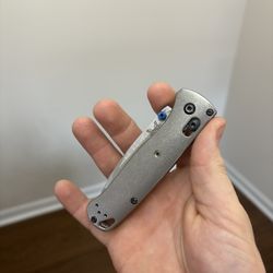 Benchmade Bugout W/ Titanium Scales 