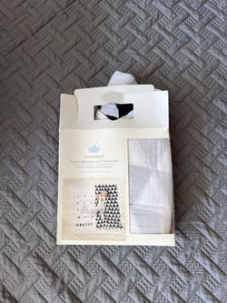 Baby Muslim Blanket/ Month Counter