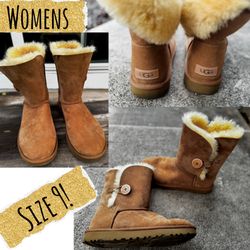 !! UGG Women's (9) Bailey Button Boots !! 
