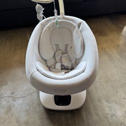 Graco Baby Soothing Swing