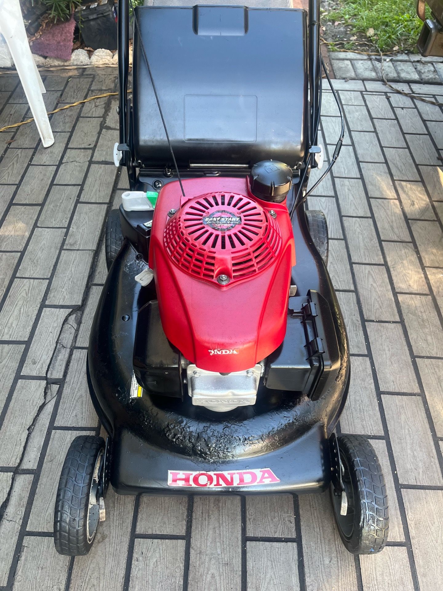 21” Honda HRR216 Self Propelled Lawn Mower In Cooper City 33330