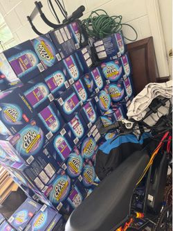 Brand new oxi clean detergents