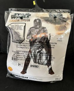 Star Wars Mandalorian Halloween costume Boys Size 8-10