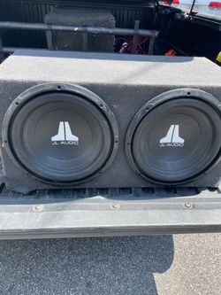 12 inches Rockford. Fosgate 1500 watts