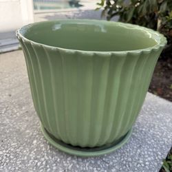 Norcal Pottery Flower Pot