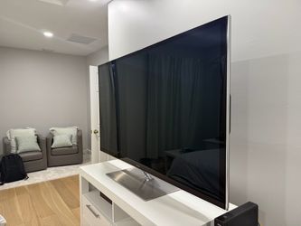 Panasonic VT60 plasma