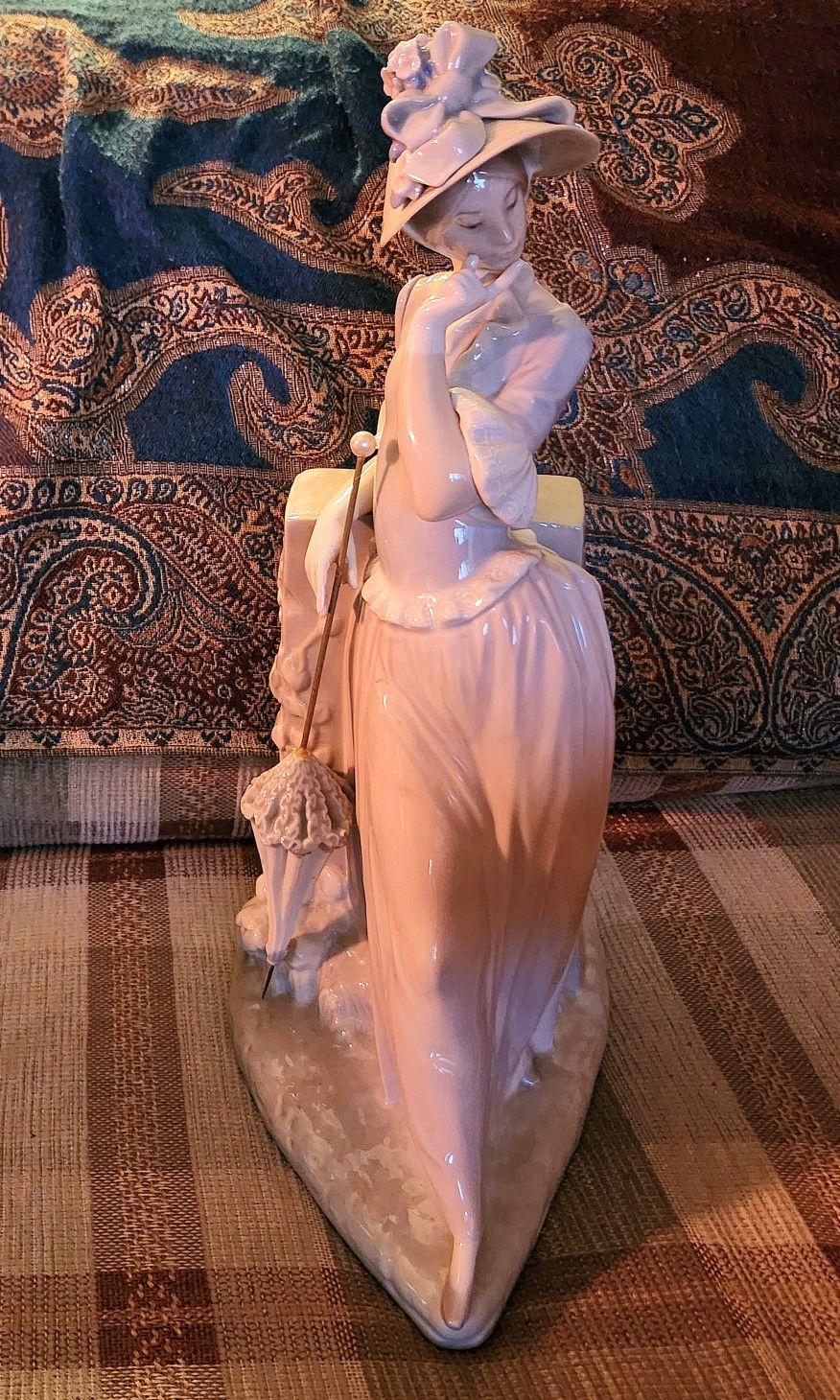 Vintage Retired Lladro #4850 "Esthetic Pose" Figurine Large Lady with Parasol & Cupid