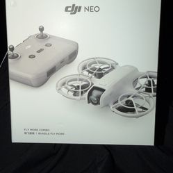 DJI NEO Fly More Combo