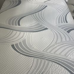 Queen Mattress And Bed Frame 