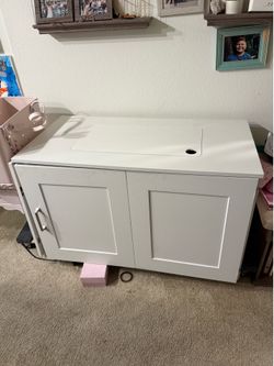 CreateRoom Sewing Table