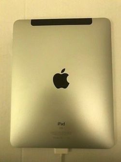 Ipad 1st generation ☺Check out my page for more offers☺