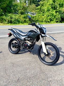 2020 Hawk DLX 250 Dual Sport Motorcycle Dirt Bike- Simular to Honda