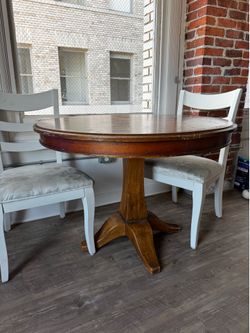 Round table 42’ radius