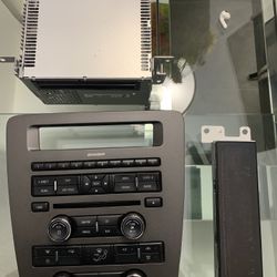 Mustang Shaker Radio System In Good Condition.