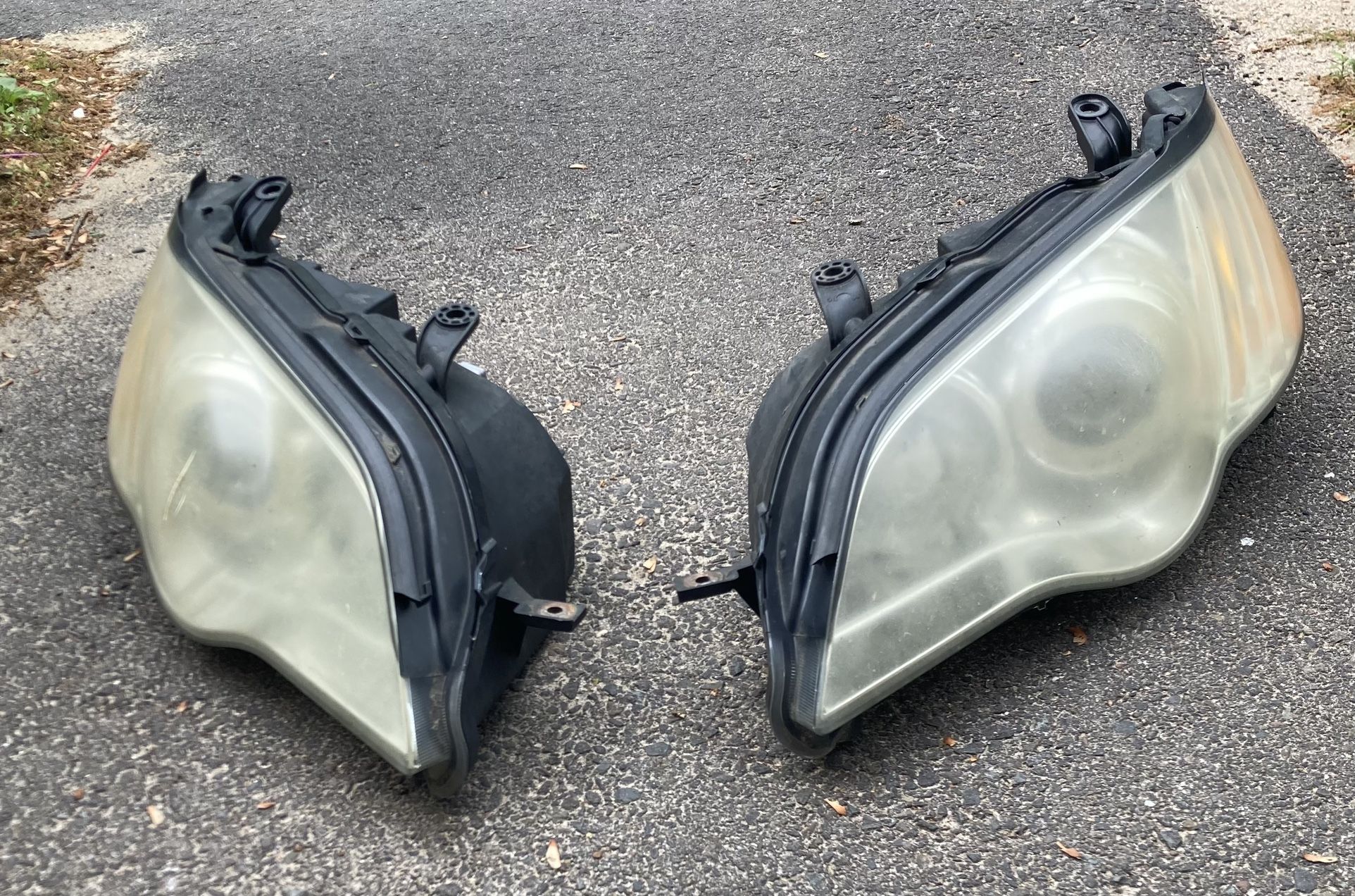 Subaru Legacy Headlights