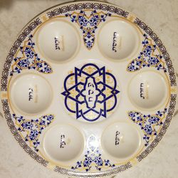 ROUND PORCELAIN PLATE