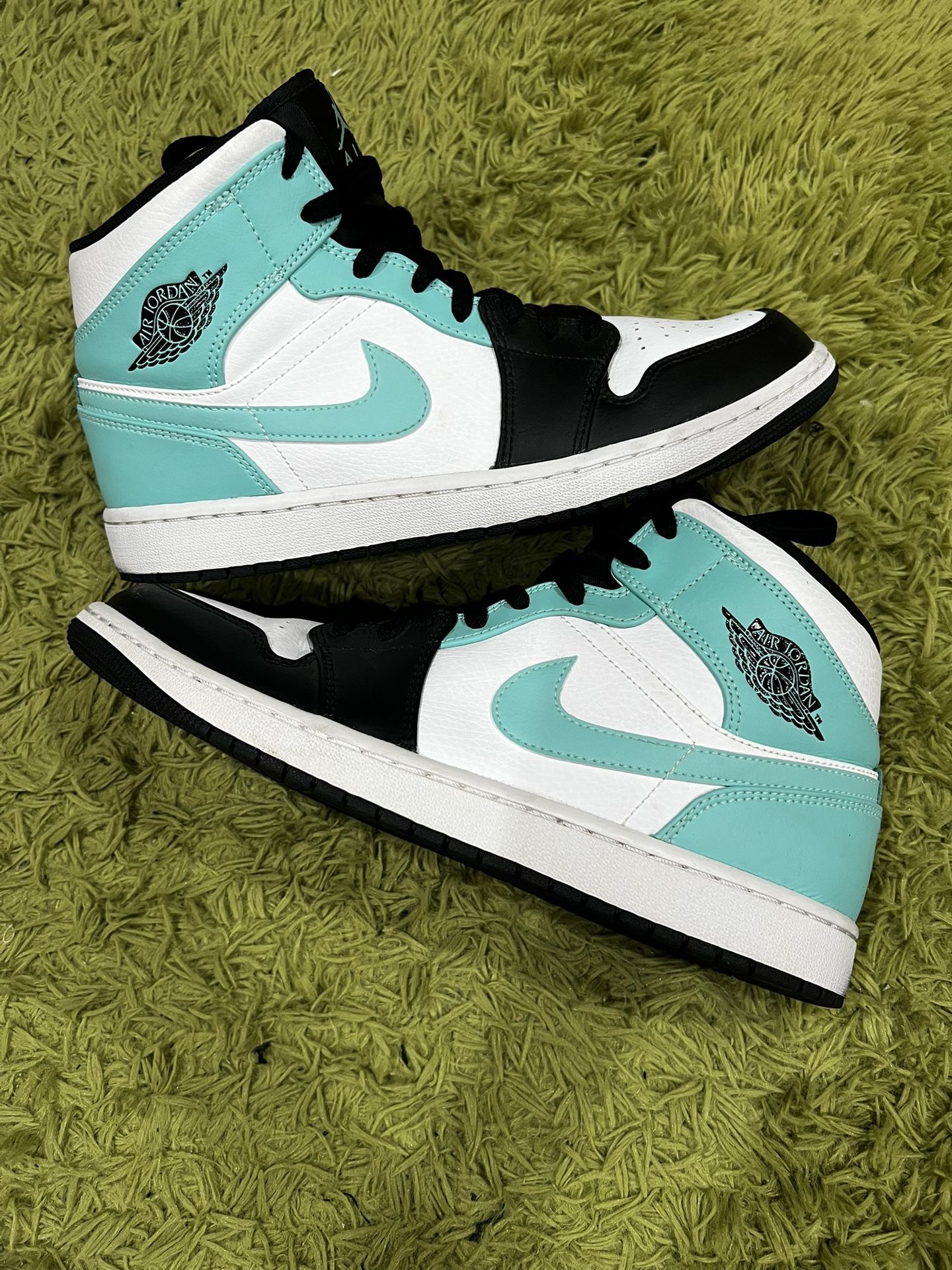 CLEAN Jordan 1 Mid Tropical Twist Igloo Size 11 NO BOX