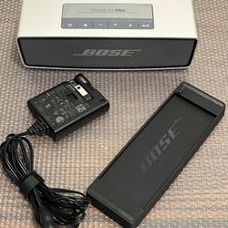 Bose SoundLink Mini Bluetooth Portable Speaker With Charging Station - Silver