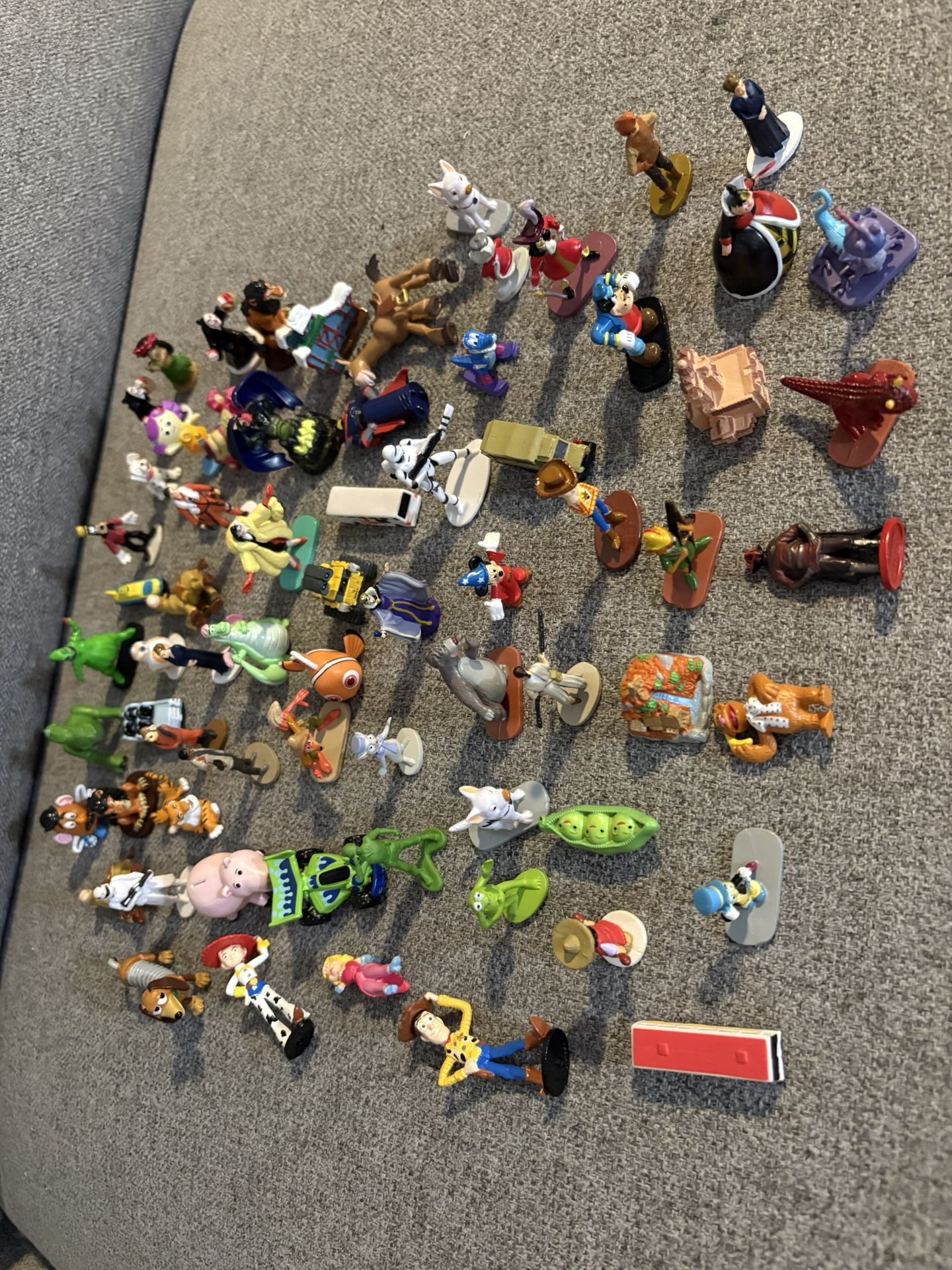 Disney Mini Figurines 68  Total