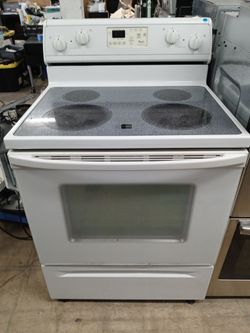 Whirlpool white glasstop stove - Free delivery