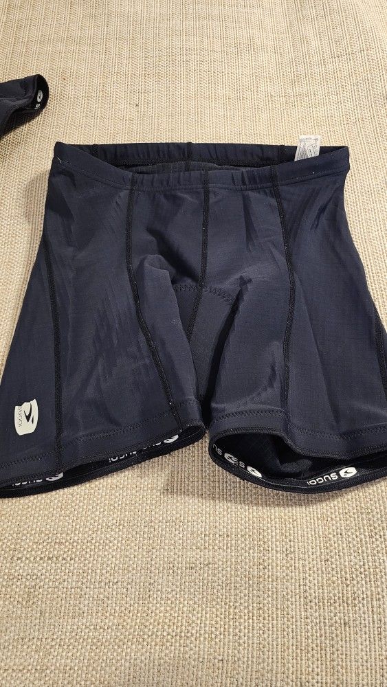 Sugoi Bike Shorts, Women's, Large, Used