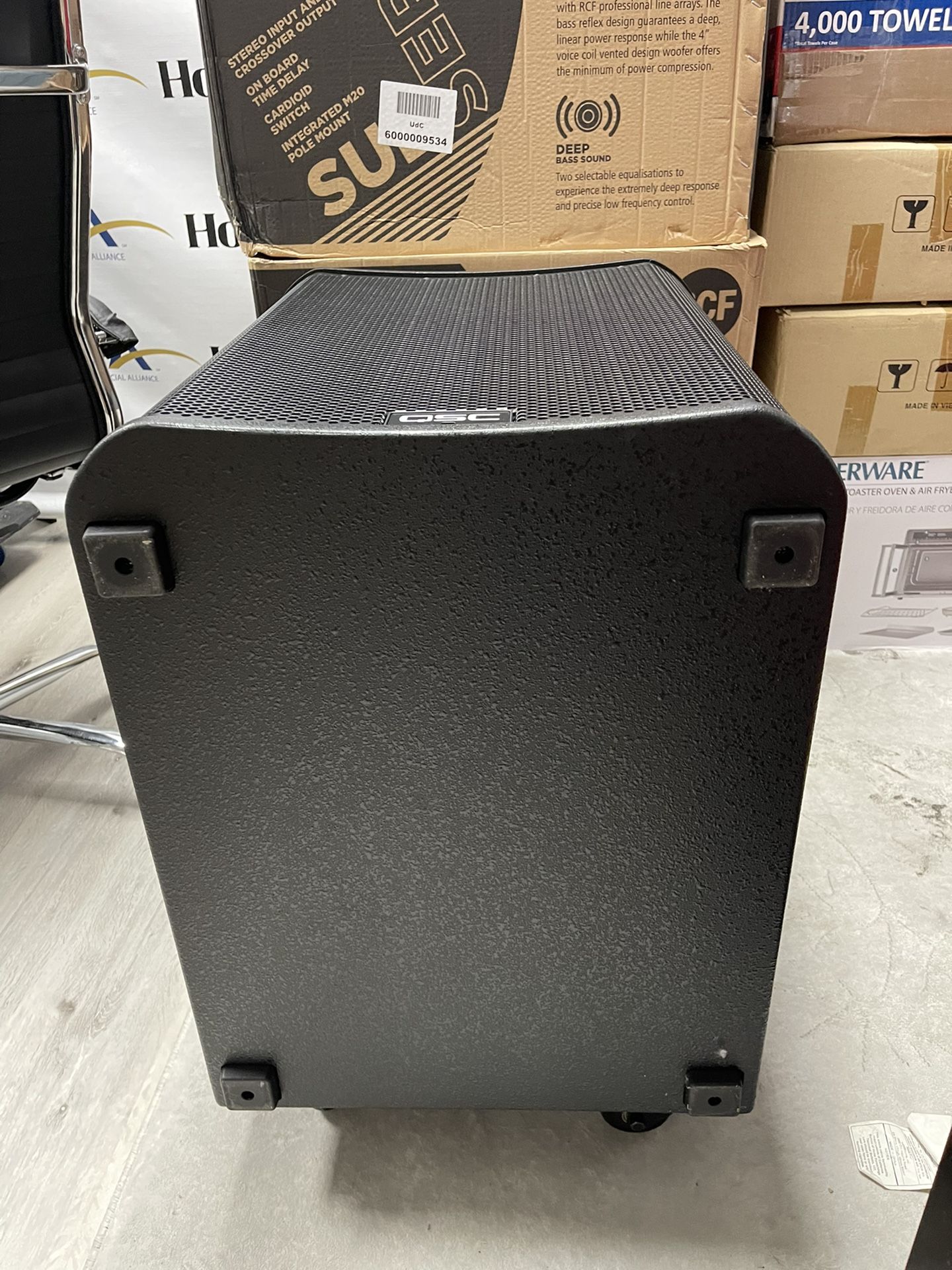 QSC KS118 Subwoofer 1600 for Sale in Houston, TX OfferUp