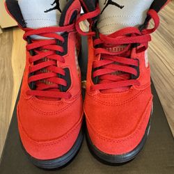 Air Jordan V Raging Bull 2y