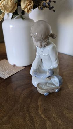 Vintage 1970s Zaphir Lladro "Pretending"