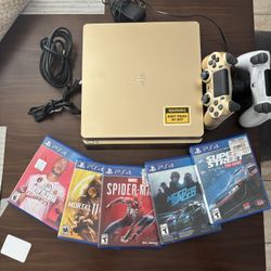 Golden PS4