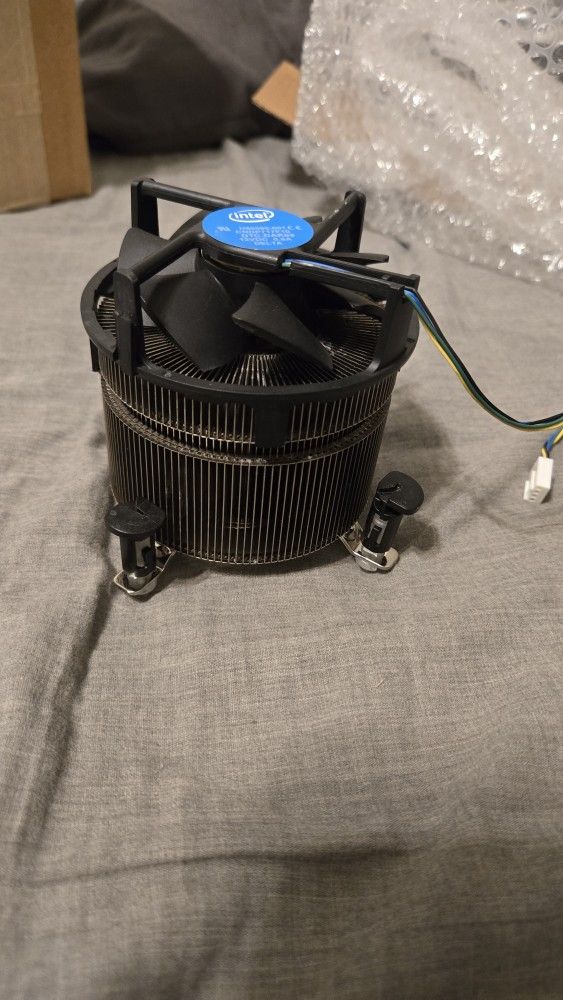 Intel Cooler Upgraded BXTS15A Beefy Big Heatsink Fan Cooler