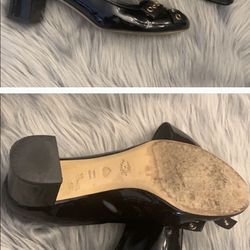 Moschino Black & Gold heels Size 38🖤