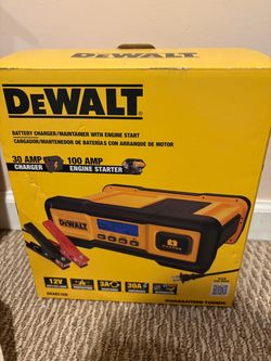 Dewalt Battery Charger/Maintainer with Engine Starter