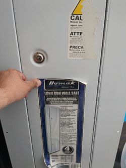 Long gun wall safe homak security