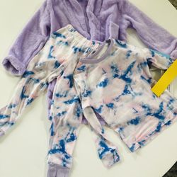 $10 3sets Pajamas  For Little Girl Sizes 18mos 2t And 3t Brand  And Pick Up Gahanna
