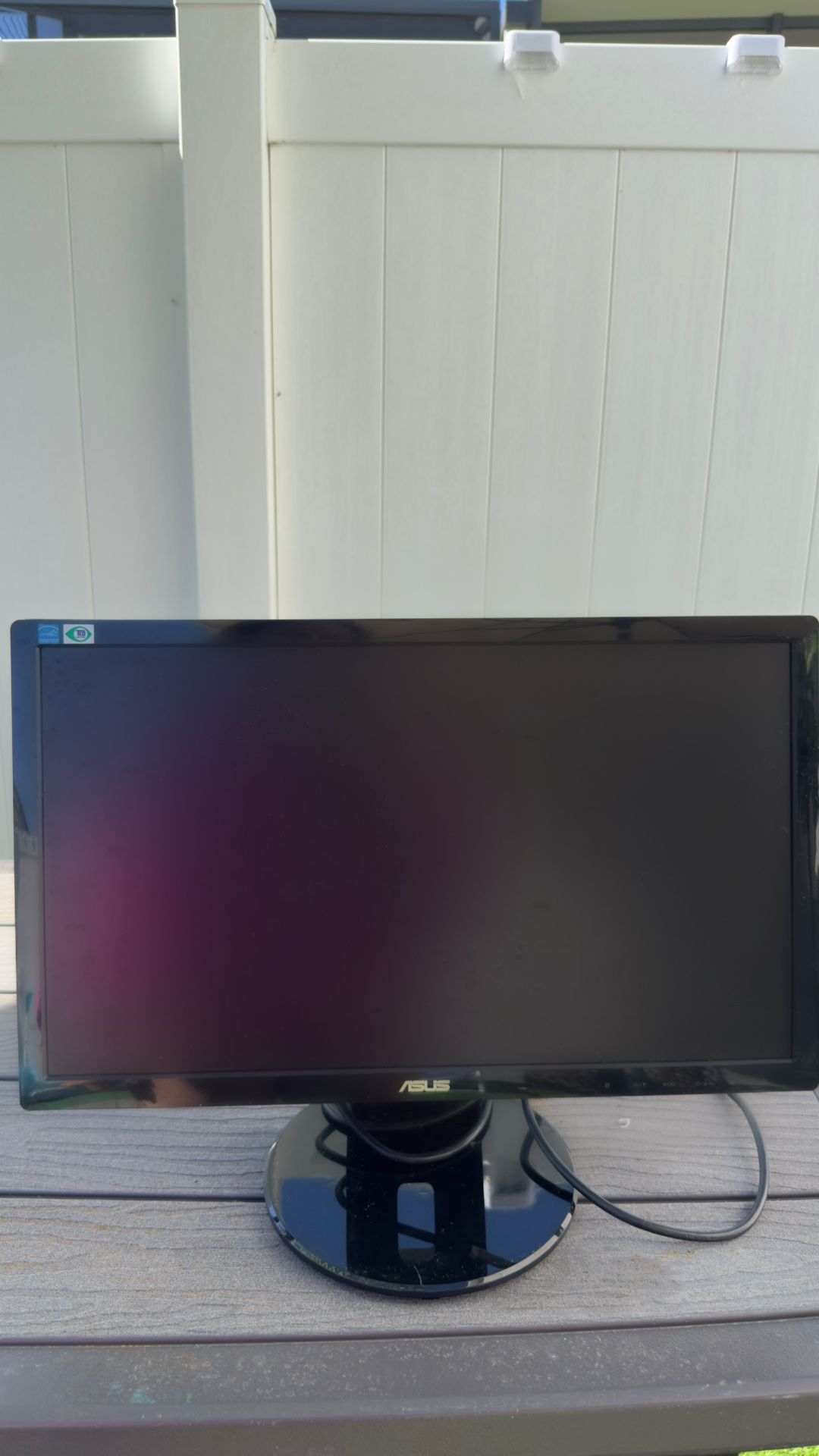 Selling ASUS monitor, 19 inches wide.