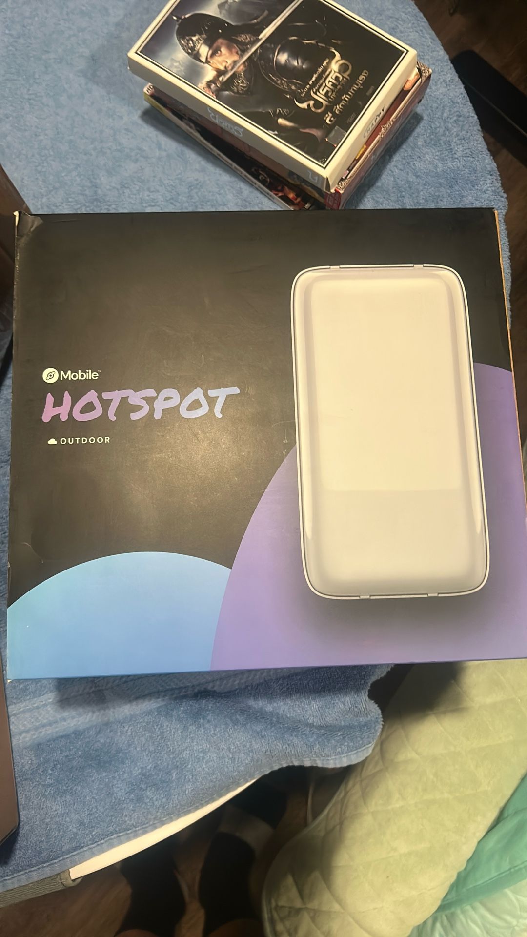 Helium Mobile Hotspot & Miner (indoor/outdoor- Set)
