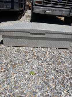 Small Bed Toolbox