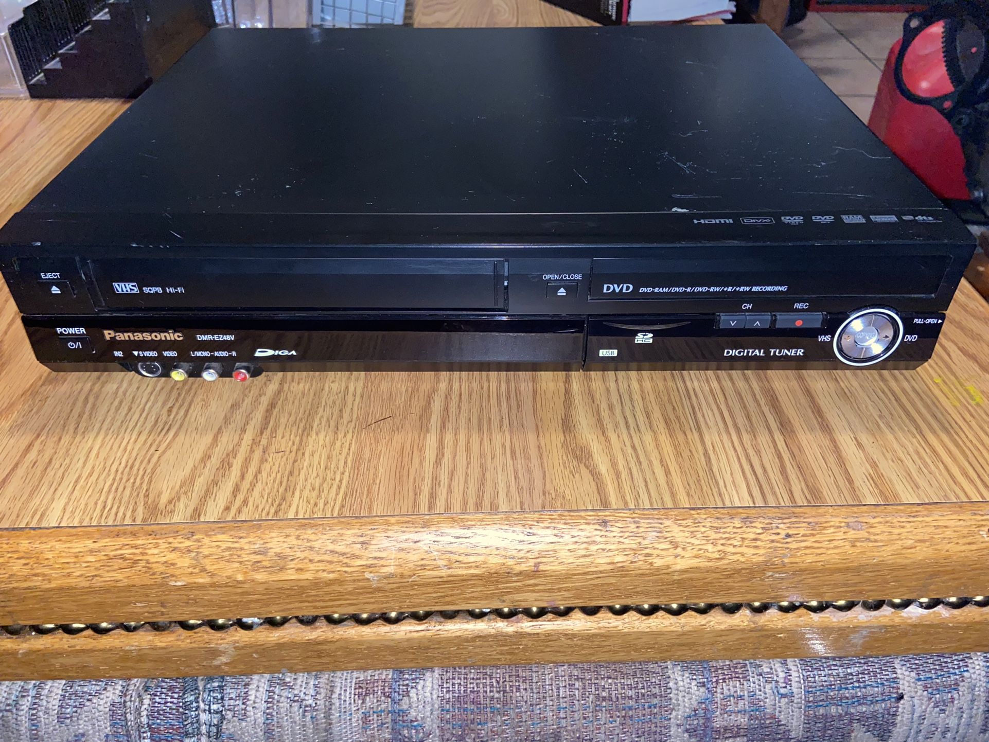 Panasonic DMR-EZ48V DVD VCR Player Recorder