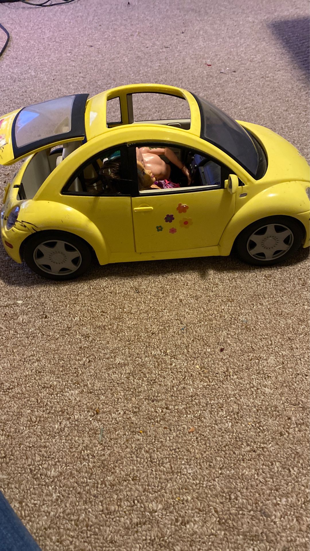 Toy car