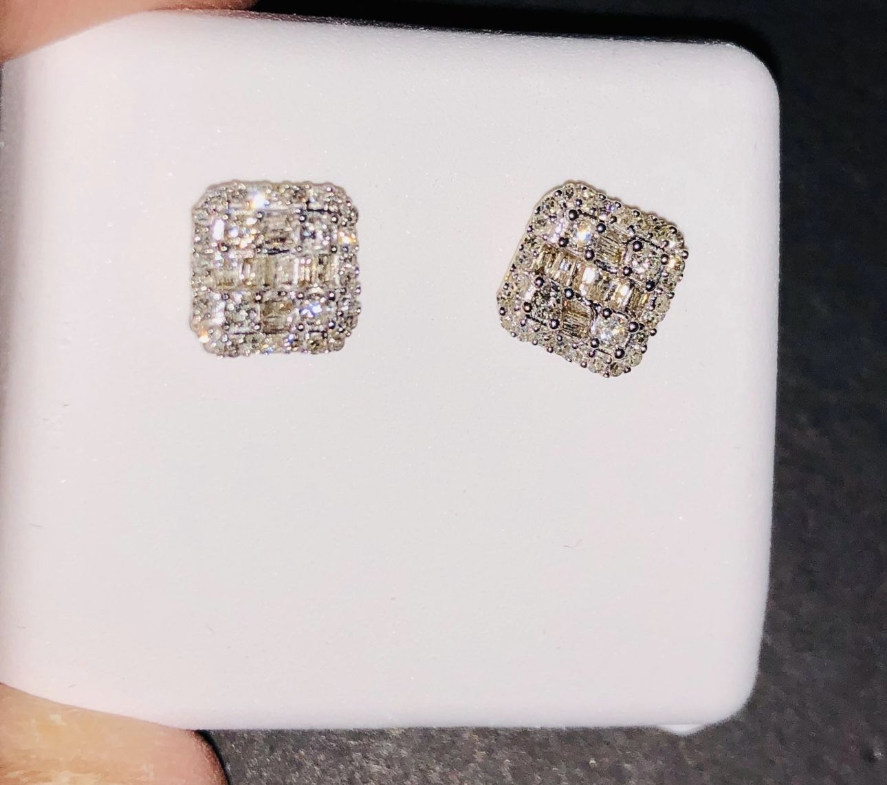 10k solid gold natural Real diamonds