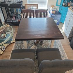 Chairs and Farm Style Table Small Seats 4