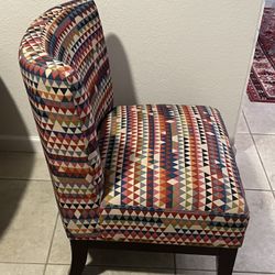 Cheerful Slipper Lounge Chair
