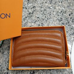 Wallet With Box 