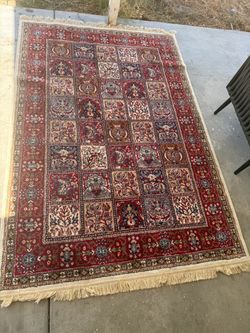 Persian-Style Panel Area Rug with Fringe