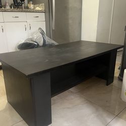 Free coffee table